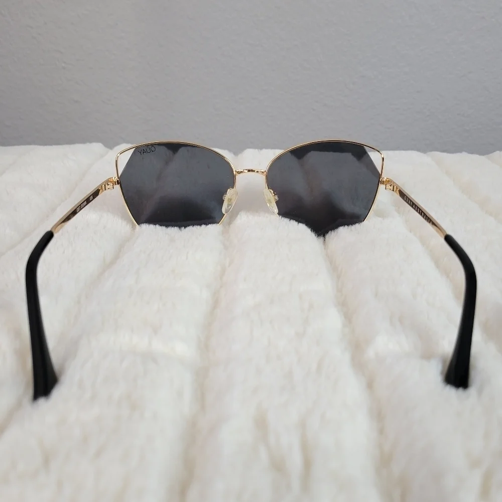 QUAY // ltd ed cut-out cateye sunglasses gold frames smoke lenses